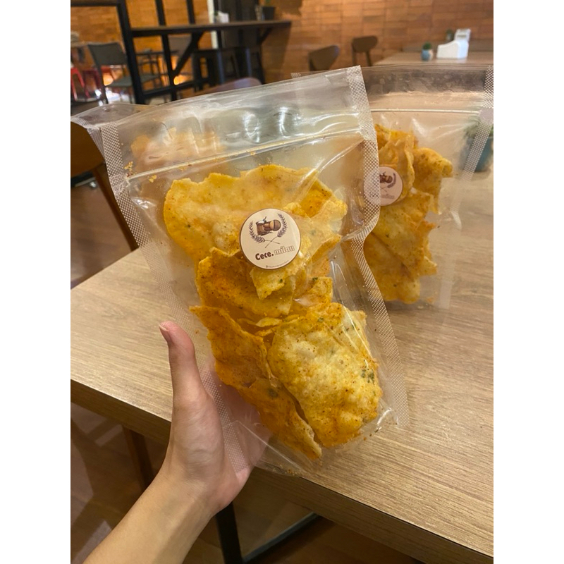 

CECEMILAN keripik cireng pedas oleh oleh khas Bandung