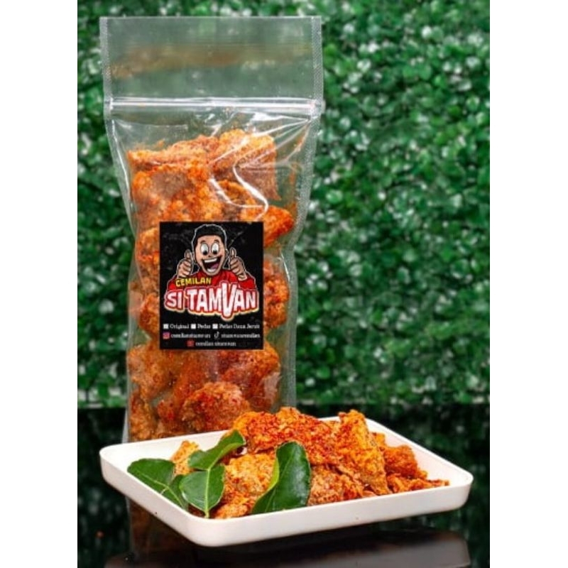 

Keripik Kulit Ayam Crispy Pedas Daun Jeruk 100 Gram