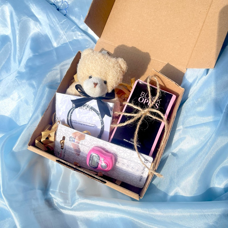 

GIFTBOX CEWEK AESTETIK | HAMPERS ULANGTAHUN | BIRTHDAY GIFTS