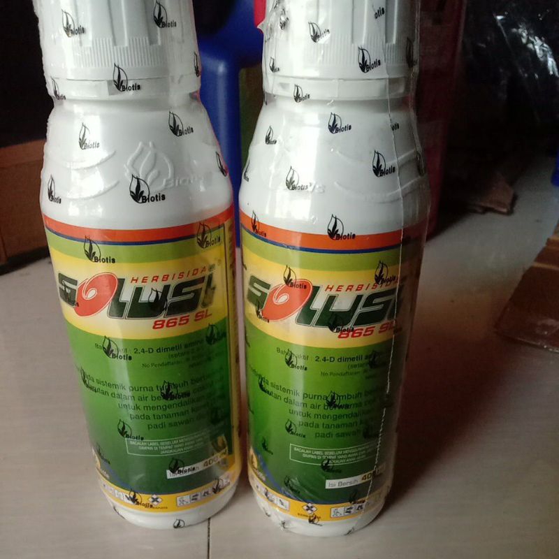 Solusi 2.4D Herbisida Daun Lebar Dimetil Amina 400ml