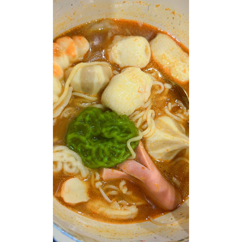 

Seblak Suki Tomyam