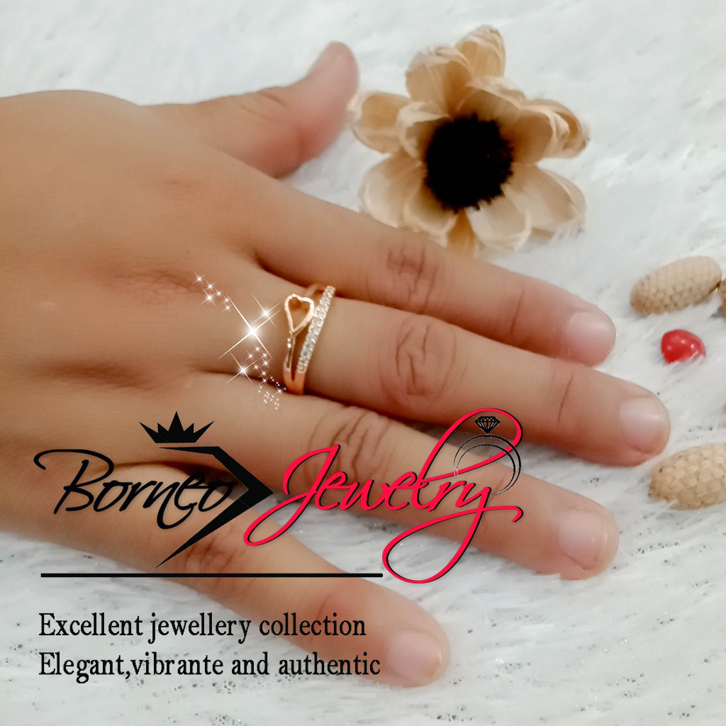 BJ-A25 Cincin Titanium Wanita Emas imitasi Tidak mudah luntur anti karat