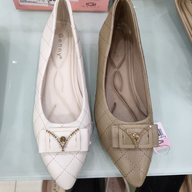 Sepatu wanita Genny