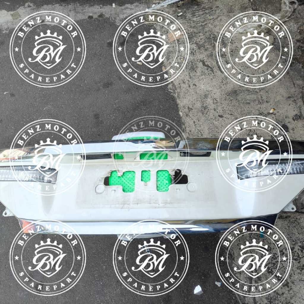 Trunklid Cover Bagasi Toyota Alphard Vellfire New