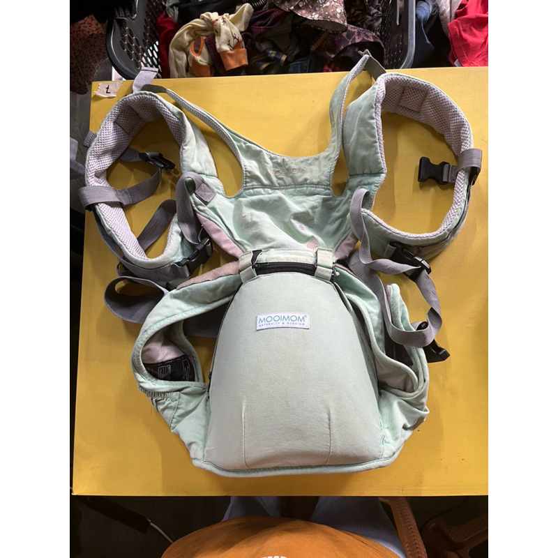 PRELOVED Hipseat Mooimom