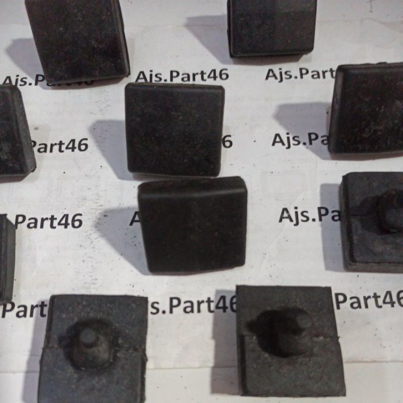 KARET BANTALAN PEREDAM TAHANAN MESIN LINK ENGINE MOUNTING BEAT SCOOPY SPACY