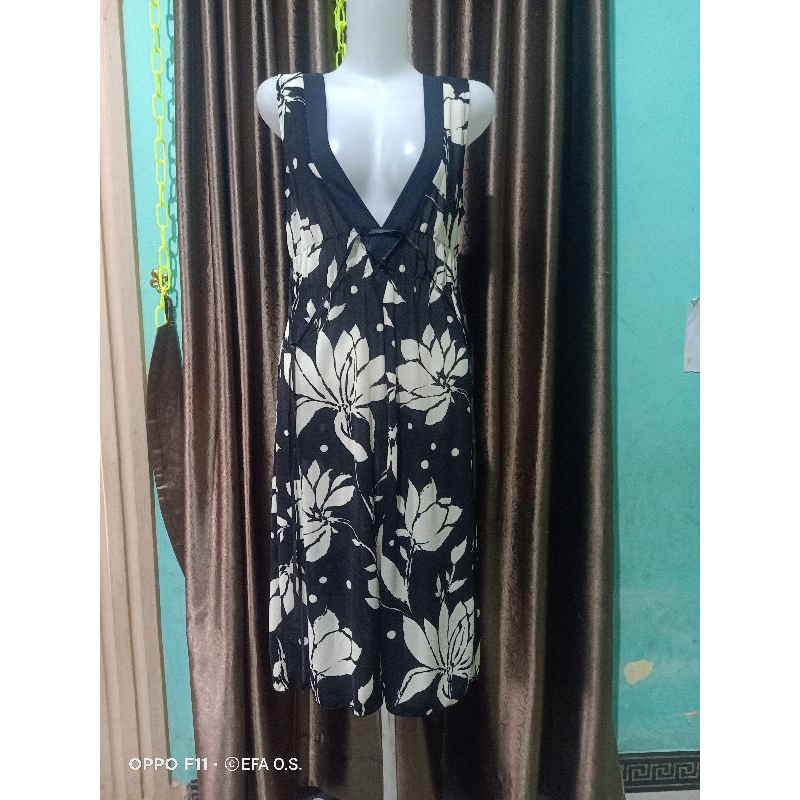 Baju Outer Hitam Transparan corak bunga Priluv