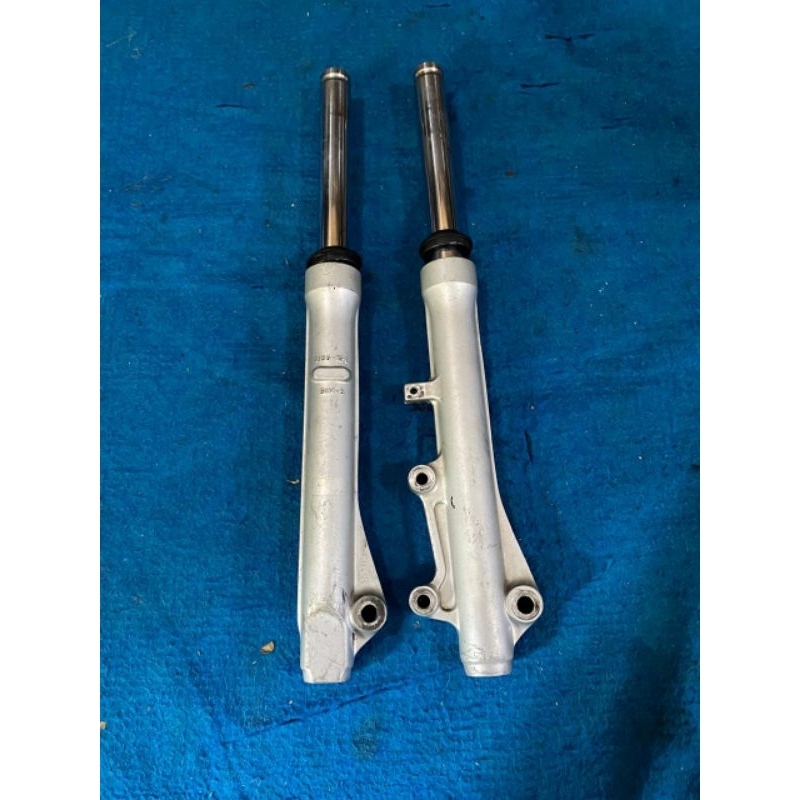 Shock shockbreaker depan Suzuki smash Shogun r 110 Shogun 125 original