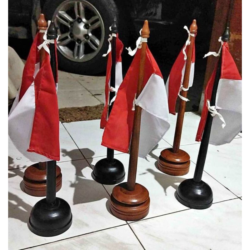 

Tiang Bendera Meja