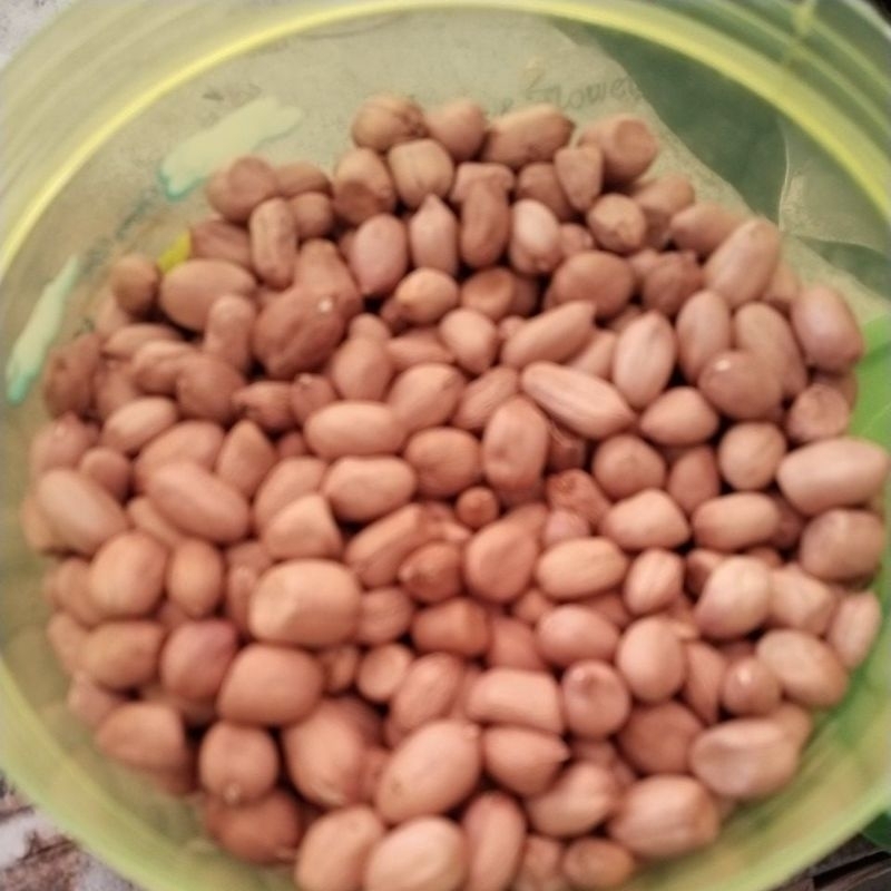 

Kacang tanah kupas 500gram asli madura