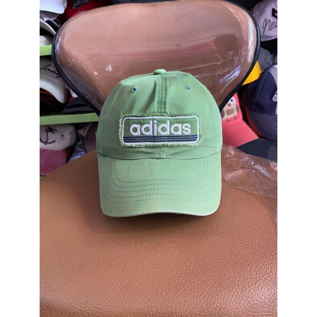 Topi Adidas original hijau