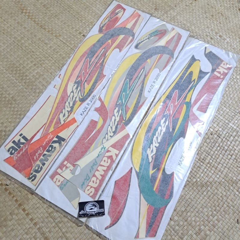 DECAL STIKER STRIPING BODY KAWASAKI KAZE R KAZER 2000 ORIGINAL LAMINASI NOS