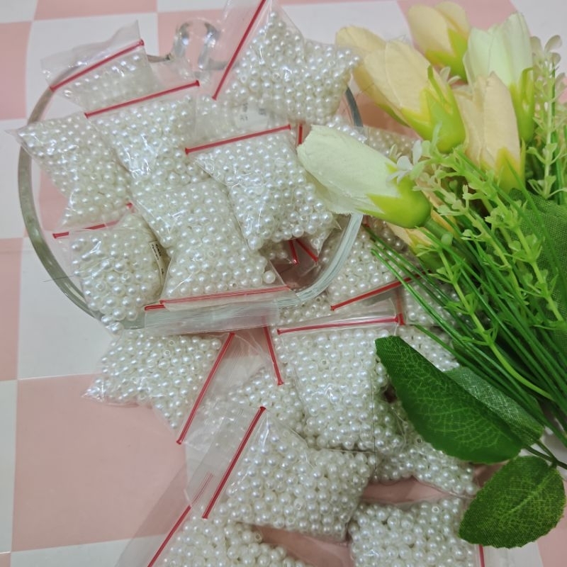 Manik- manik Mutiara sintetis