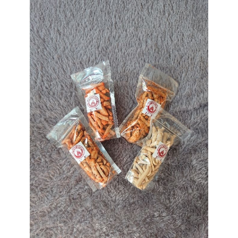 

basreng krenyes / makanan ringan / makanan pedas