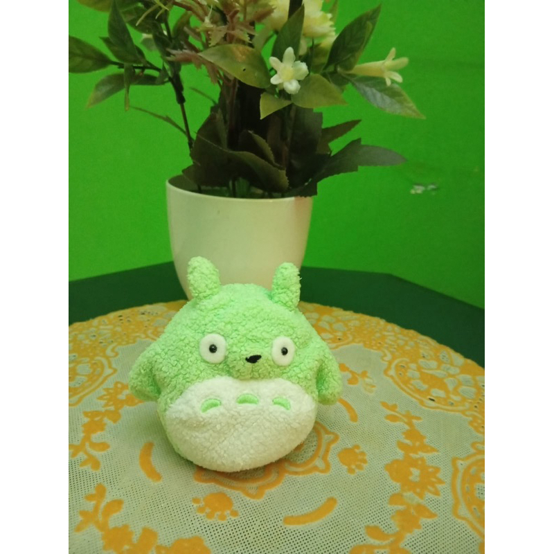 Totoro Hijau pastel Studio Ghibli RARE