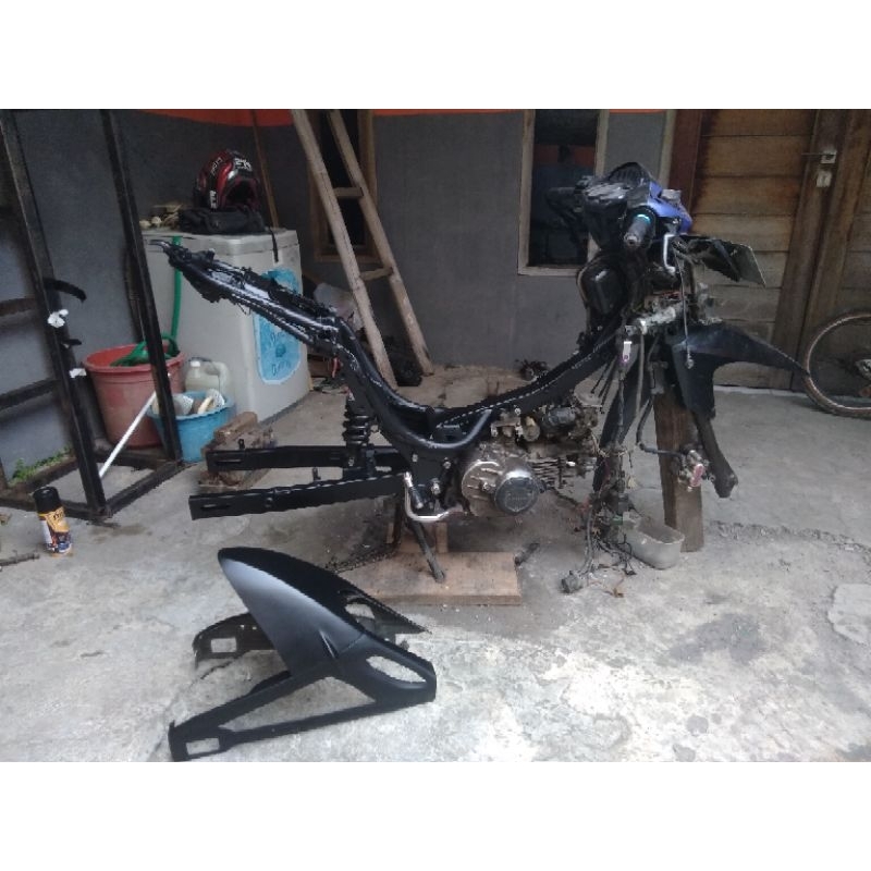 Rangka custom kawasaki zx130