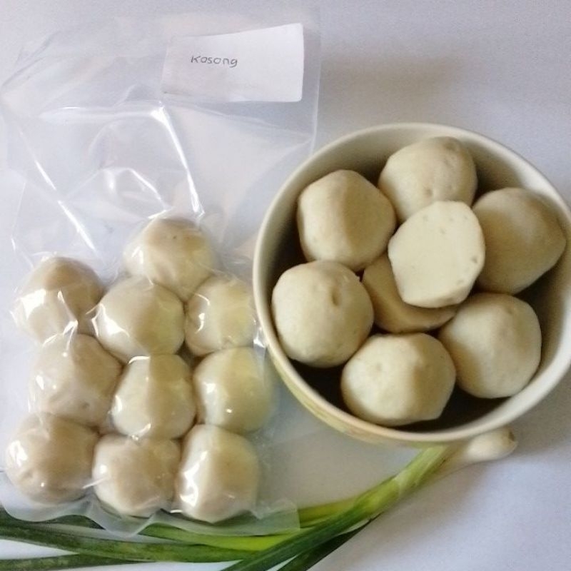 

BASO IKAN LING LING GEDUNG DELAPAN POLOS 1 Pak isi 10