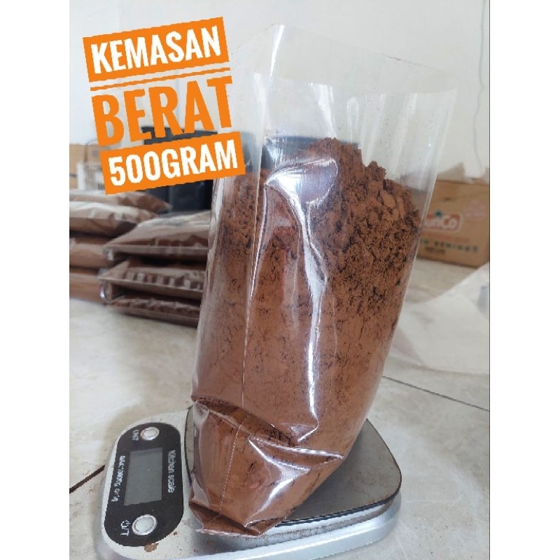 

Kopi Bubuk 500Gram. Diproses Dari Biji Kopi Pilihan G. Arjuna yang terkenal Nikmat Khas Rasanya.