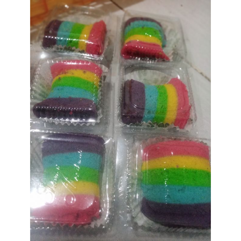 

kue rainbow kue pelangi