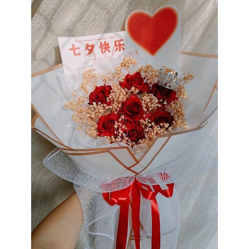

BUKET BUNGA / BUKET ULTAH / BUKET VALENTINE / BUKET LAMPU / BUKET ANNIVERSARY / BUKET LOVE / GIFT CEWE / KADO / HAMPERS