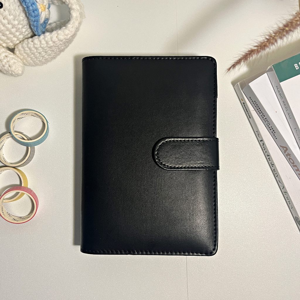 

Thebunnykids Binder Notebook ukuran A6 - Hitam / Black | Budgeting Binder A6 | Binder Menabung A6 - 6 ring | Binder Sekolah | Binder Uang Binder Notebook | Budgeting Planner book | Binder Menabung Murah | Envelope binder | Binder multifungsi