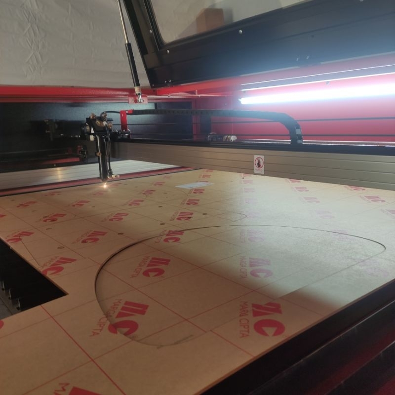 Laser Cutting / Grafir Akrilik Custom