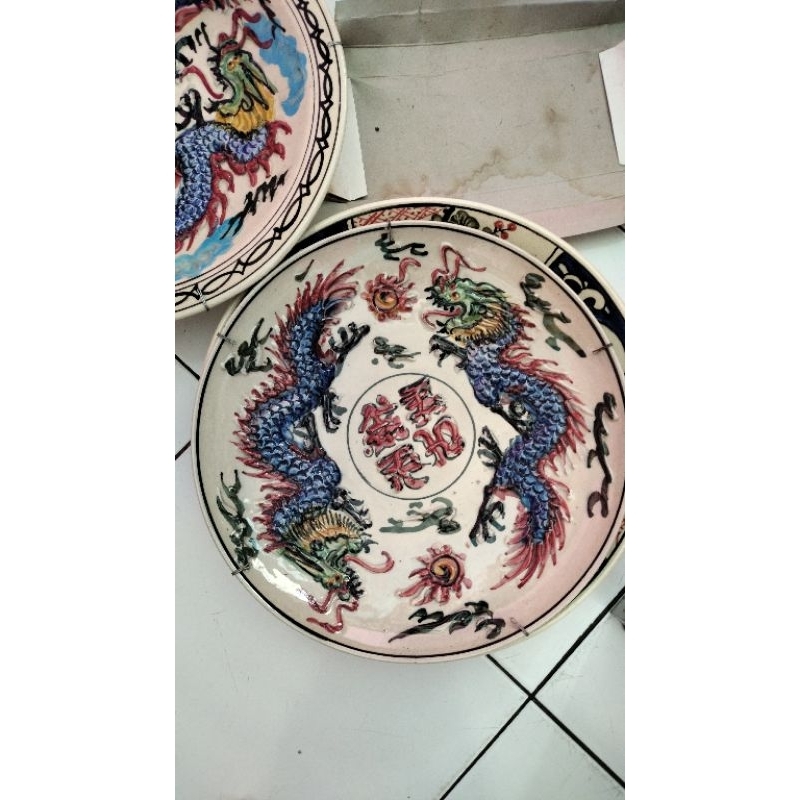 PIRING HIAS KERAMIK motif NAGA TIMBUL