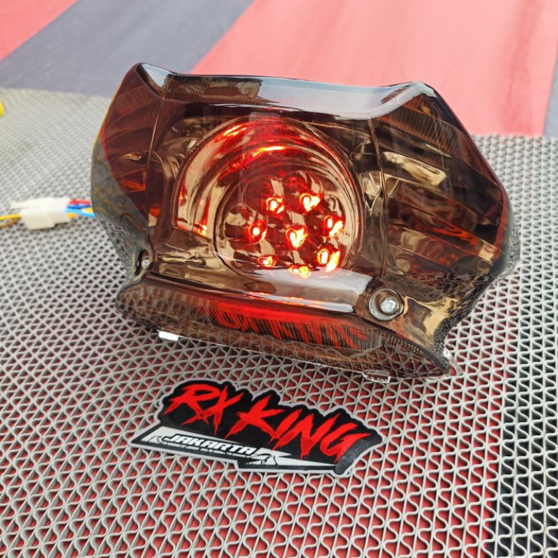 LAMPU BELAKANG MIO SPORTY MIO SMILE LED SMOKE HITAM