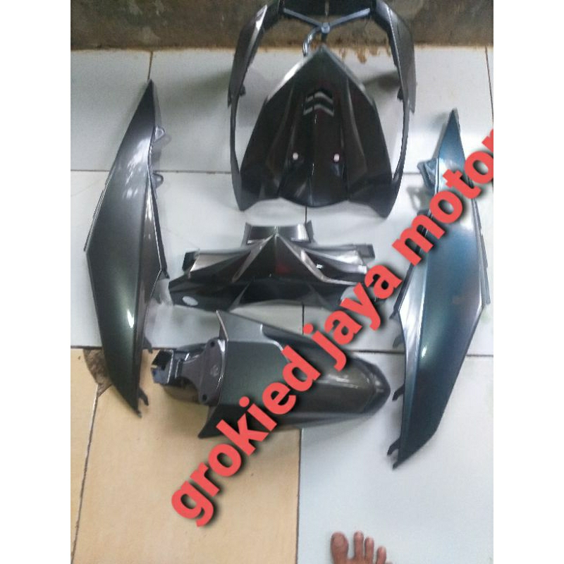 cover full body halus honda beat fi 2013 2016 warna abu abu metalic