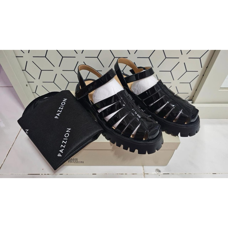 Pazzion Cage Strap sandals