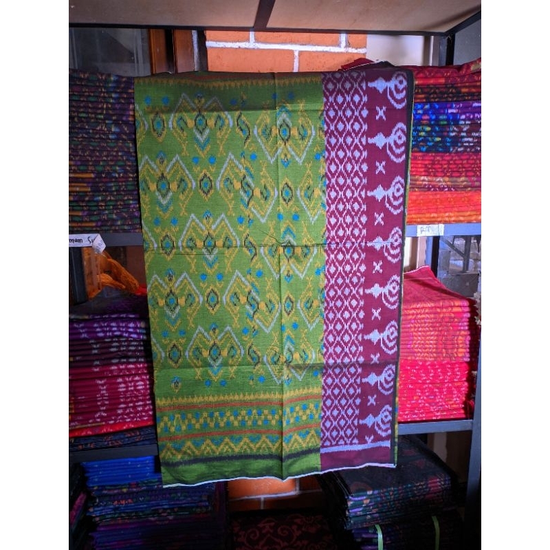 Kain Tenun Endek Csm Bali / endek palembang / seragaman bali / motif tumpal / tenun ikat