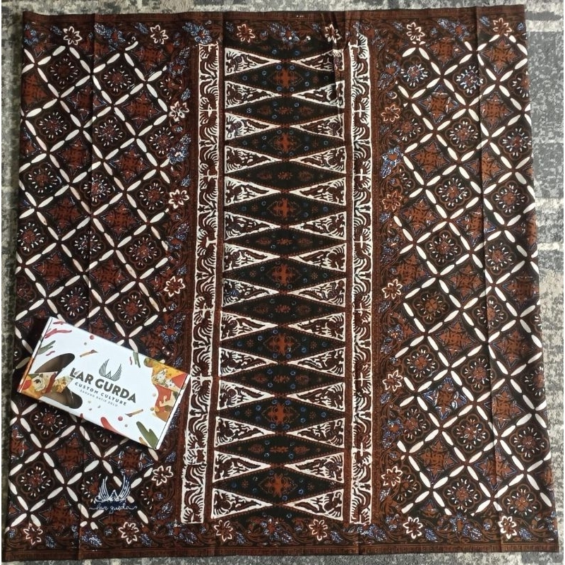 Sarung Batik Lar Gurda Batik-tradisional-solo