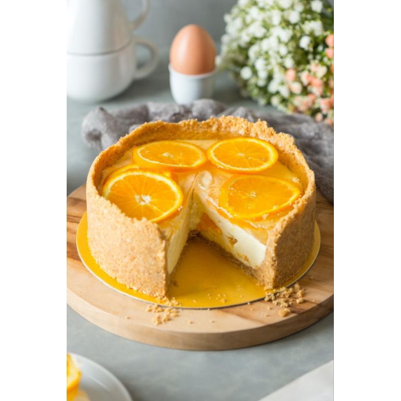 

Slice Pretty Orange Cheesecake