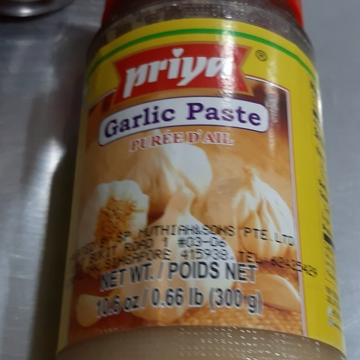 

GARLIC PASTE PRIYA 300G / Pasta Bawang Putih / Acar India