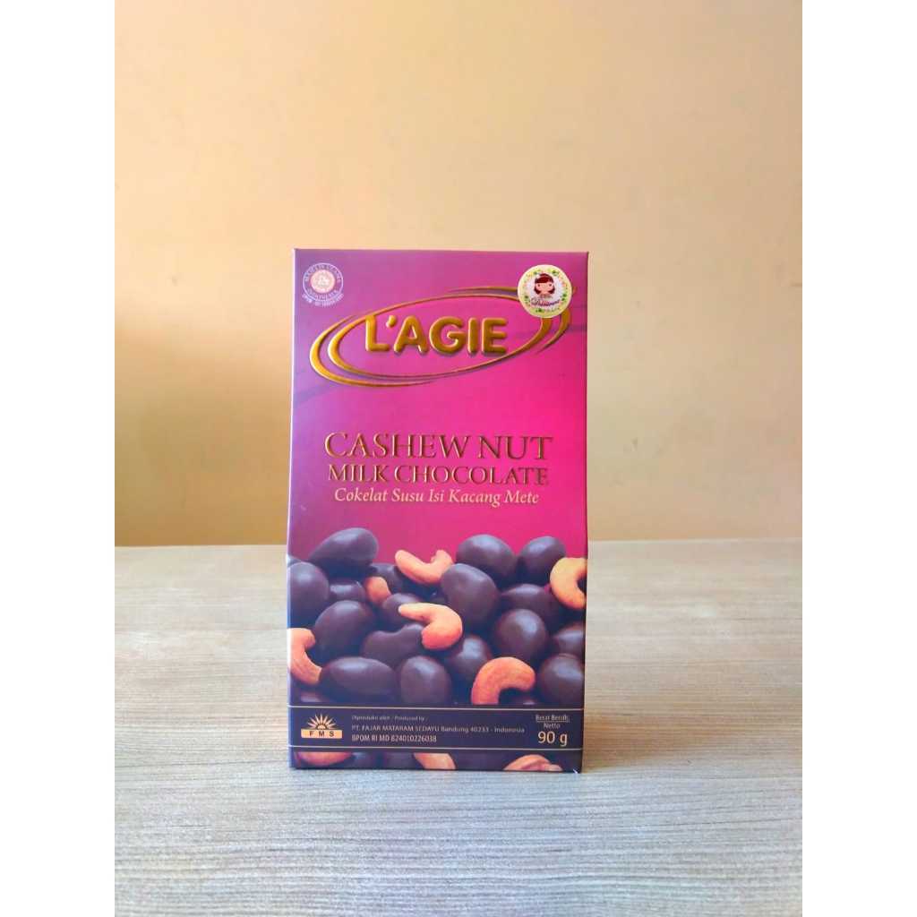 

.Coklat Lagie Cashew Nut Milk Chocolate 90gr (scp)