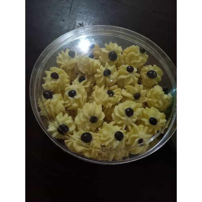 

Kue kering bunga