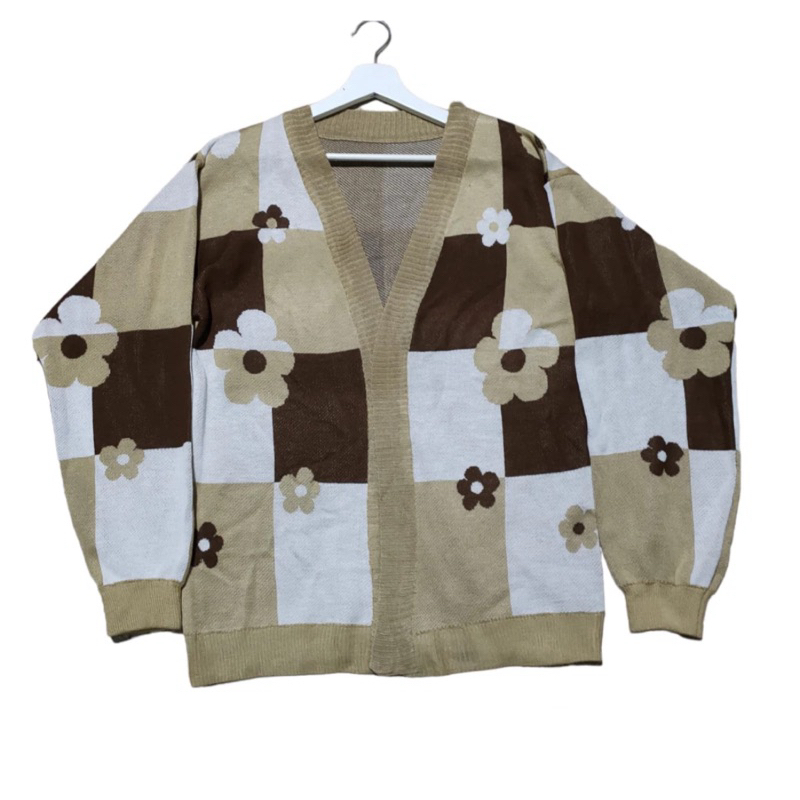 Cardy Flowers knit