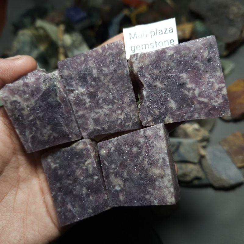 bongkahan batu lapidolite unik antik super langka