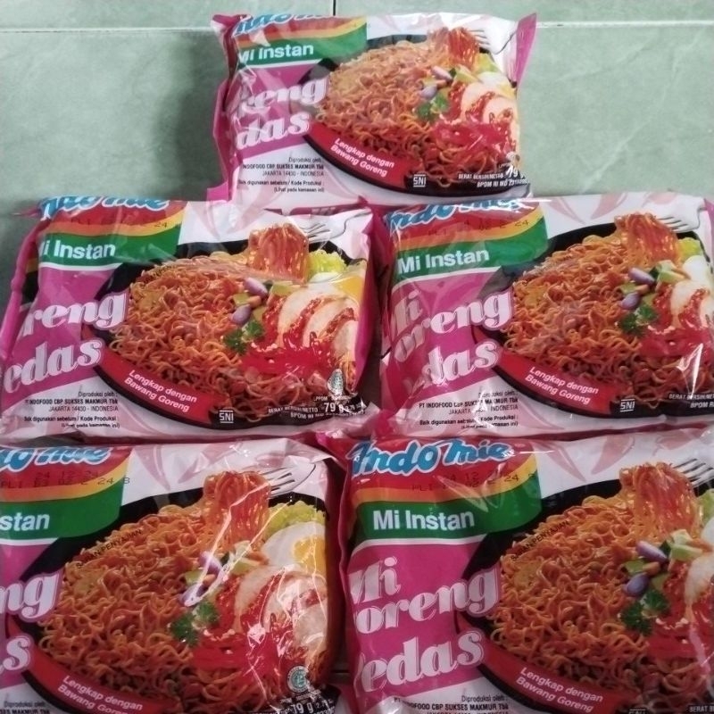 

Paket 5bks indomi goreng pedas