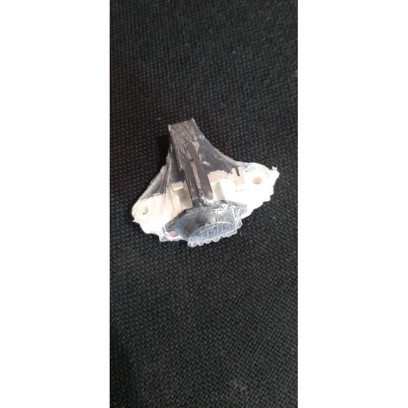 IC regulator IC alternator aisy altenator IC dinamo ampere mercedes mercy w124