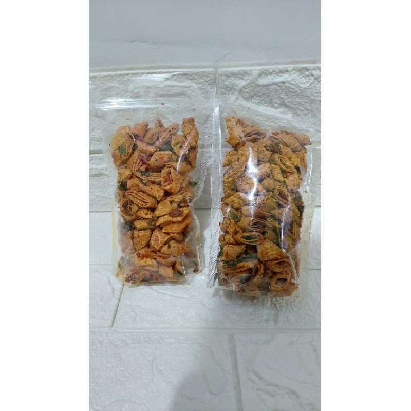 

Keripik Pangsit 200 gr