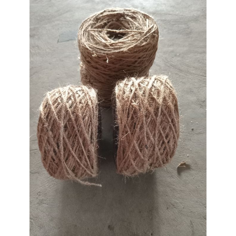 

tali goni 3mm atau 3ply 100meter