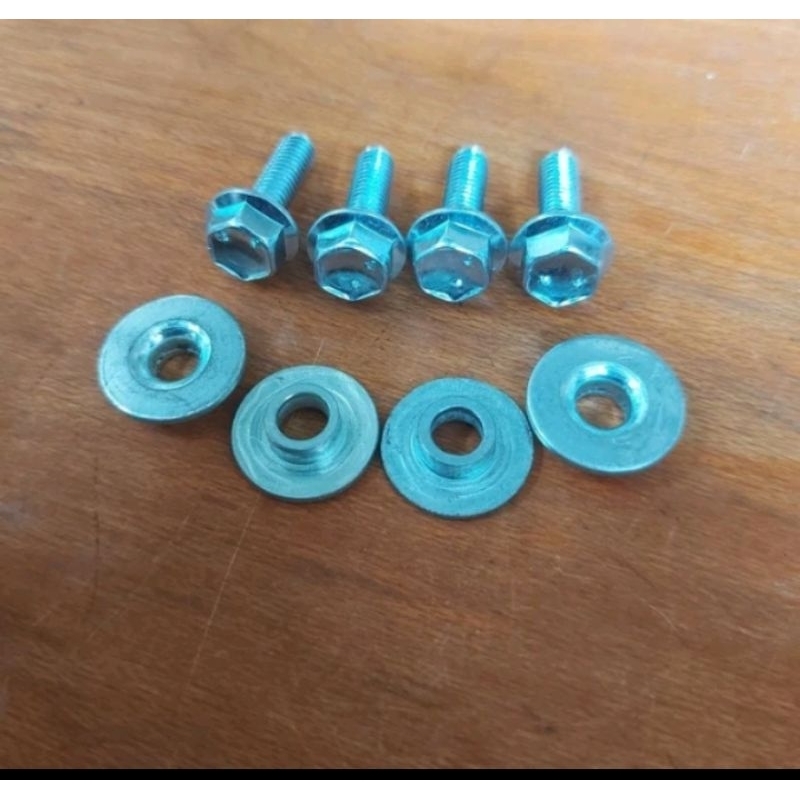 Baut spakbor depan TS 125 original