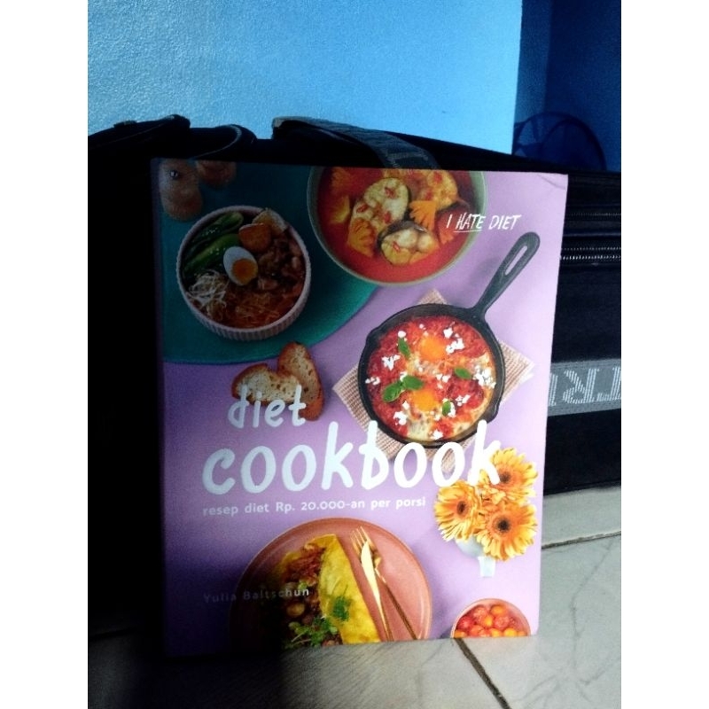 Pre loved Diet CookBook by Yulia Baltschun