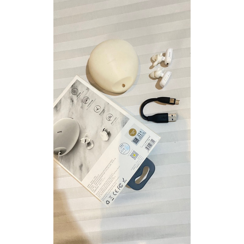Preloved Baseus Encok TWS earphone