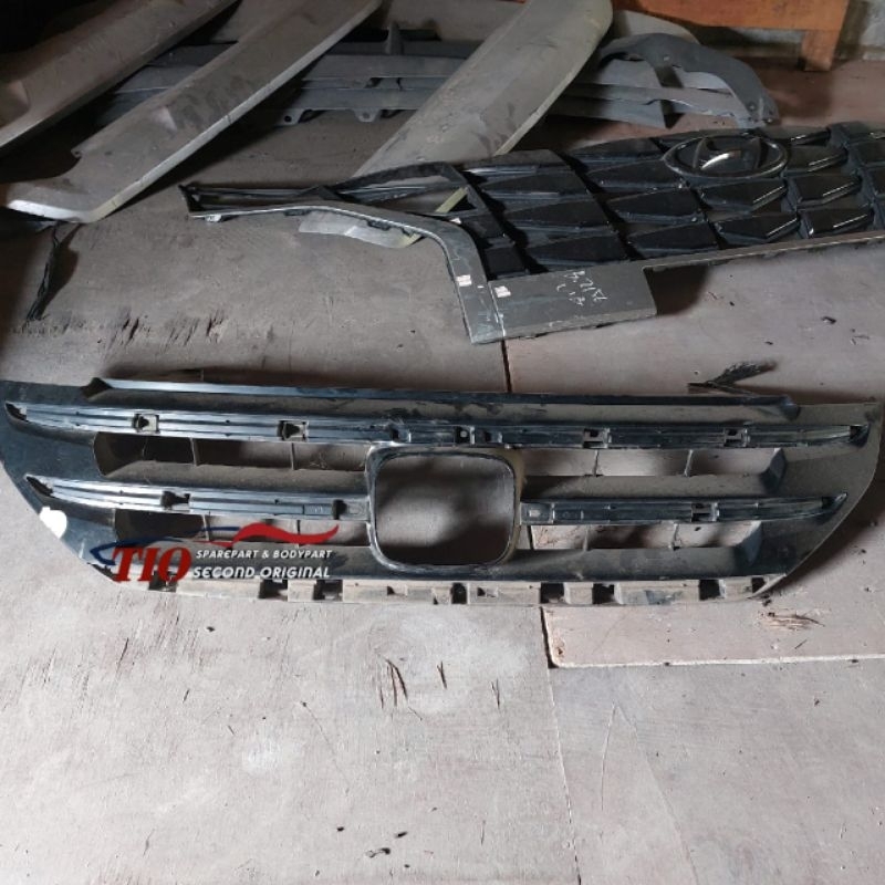 Base Grill Honda CRV 2013