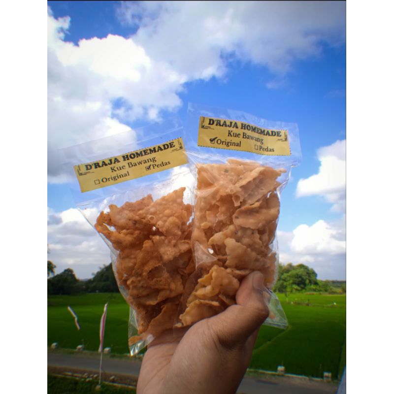 

Cemilan kue bawang renyah dan ngenah