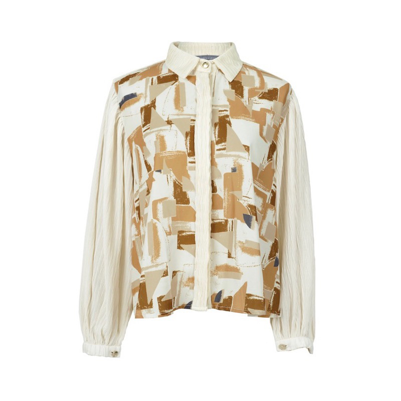 Benang jarum amona crop shirt