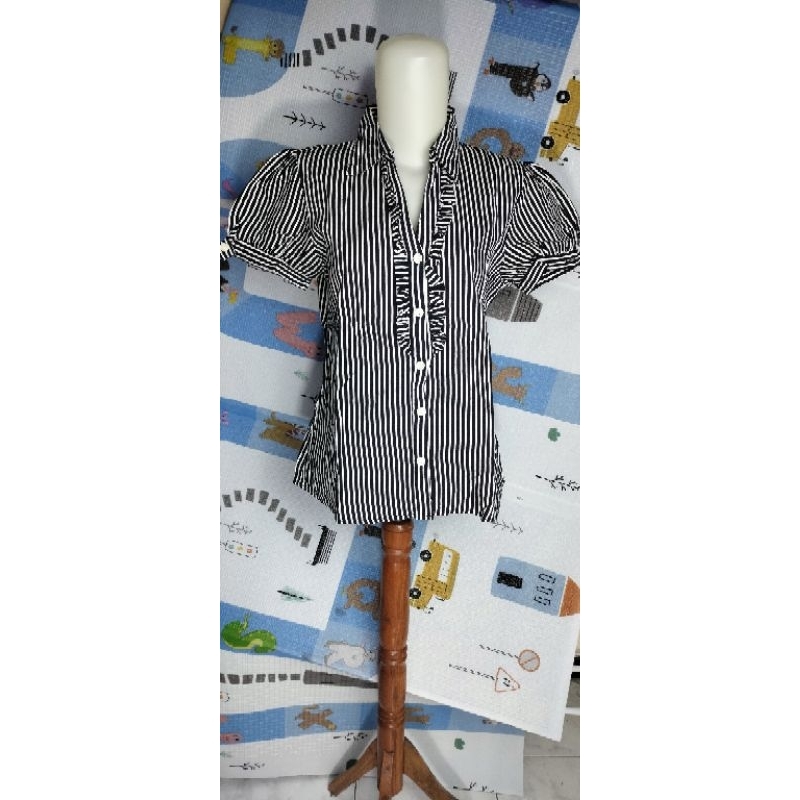 Atasan Hem Wanita Salur Salur Hitam Putih
