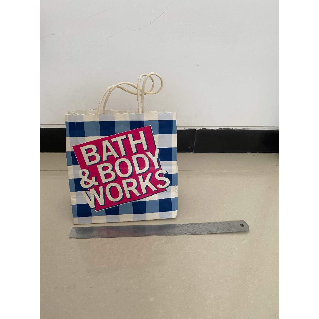 

PAPER BAG BATH AND BODY WORKS TAS KERTAS SHOPPING BAG KEMASAN HANDBODY ASLI COUNTER KONTER